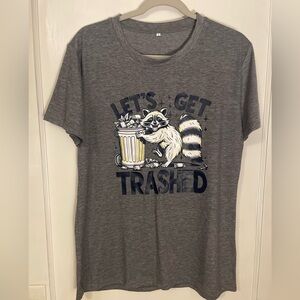 Gray Graphic Tee with Raccoon Print